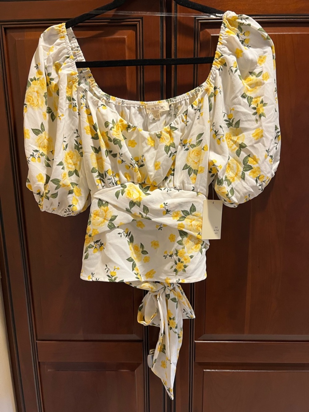NWT Pie In The Sky White Yellow Floral Puff Sleeve Waist Tie Wrap - L